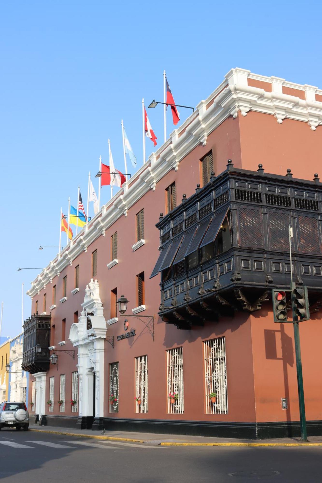 Costa Del Sol Trujillo Centro Hotel Exterior foto